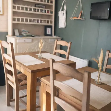 Chez Elise Et Joseph فندق مبيت وإفطار Mons-Boubert